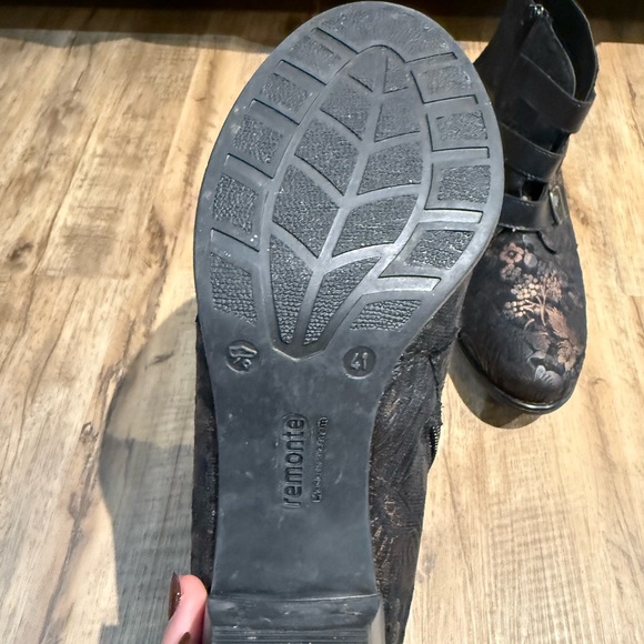 Remonte Black and Gold Patterned Ankle Boots - Picture 6 of 7